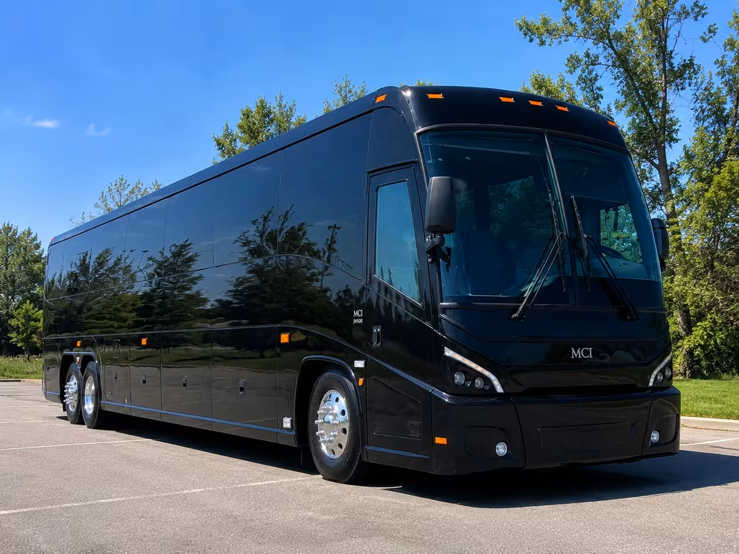 ada accessible field trip buses available for livonia students